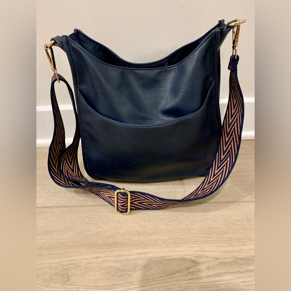 Ah Dorned dark deep  Navy Shoulder Bag with Patterned crossbody Strap gold/navy